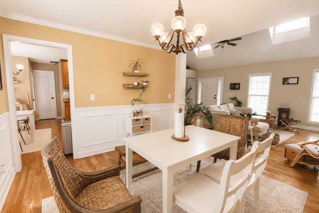 101 Brook Hollow Ct, Bon Aqua, TN 37025