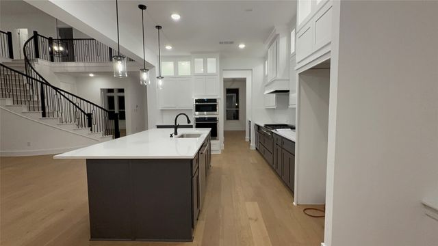 14902 Hometown Drive, Frisco, TX 75035