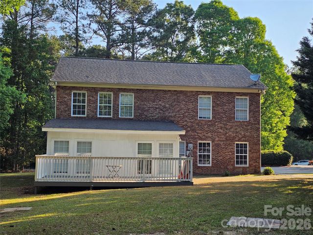 2843 Lakeshore Drive, Chester, SC 29706