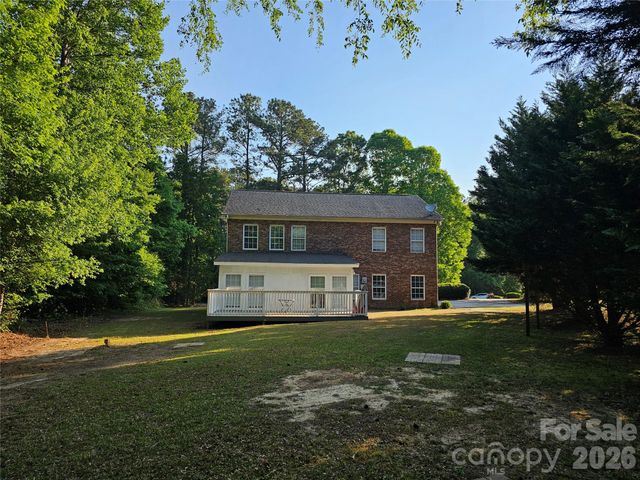 2843 Lakeshore Drive, Chester, SC 29706