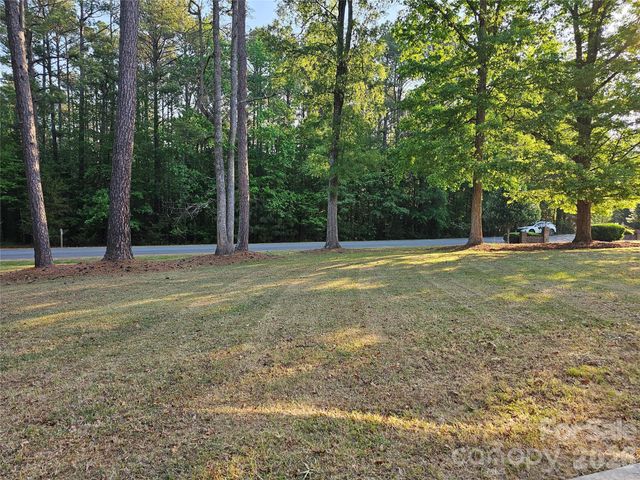 2843 Lakeshore Drive, Chester, SC 29706