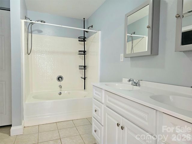 2843 Lakeshore Drive, Chester, SC 29706