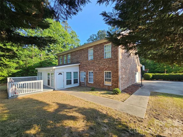2843 Lakeshore Drive, Chester, SC 29706