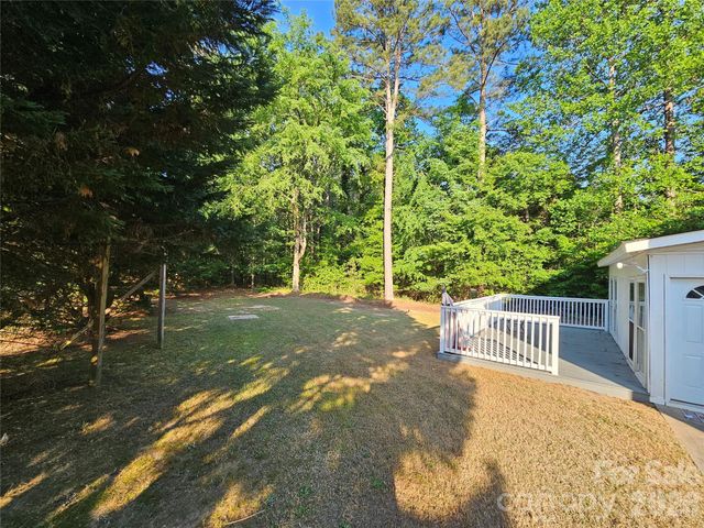 2843 Lakeshore Drive, Chester, SC 29706