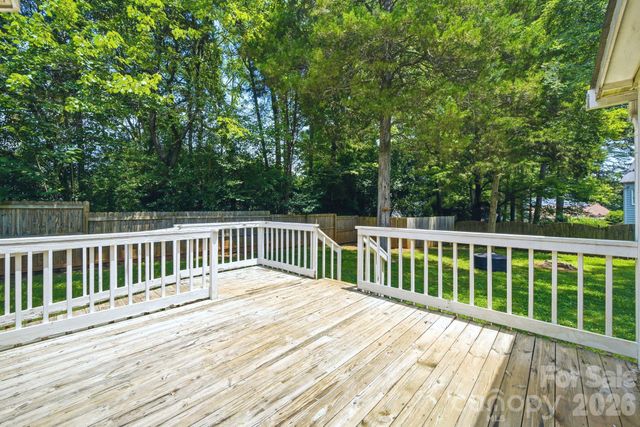 12209 Woodbend Drive, Matthews, NC 28105