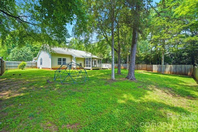 12209 Woodbend Drive, Matthews, NC 28105