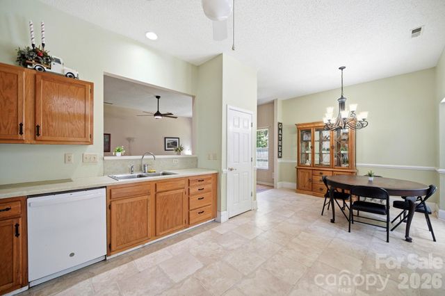 12209 Woodbend Drive, Matthews, NC 28105