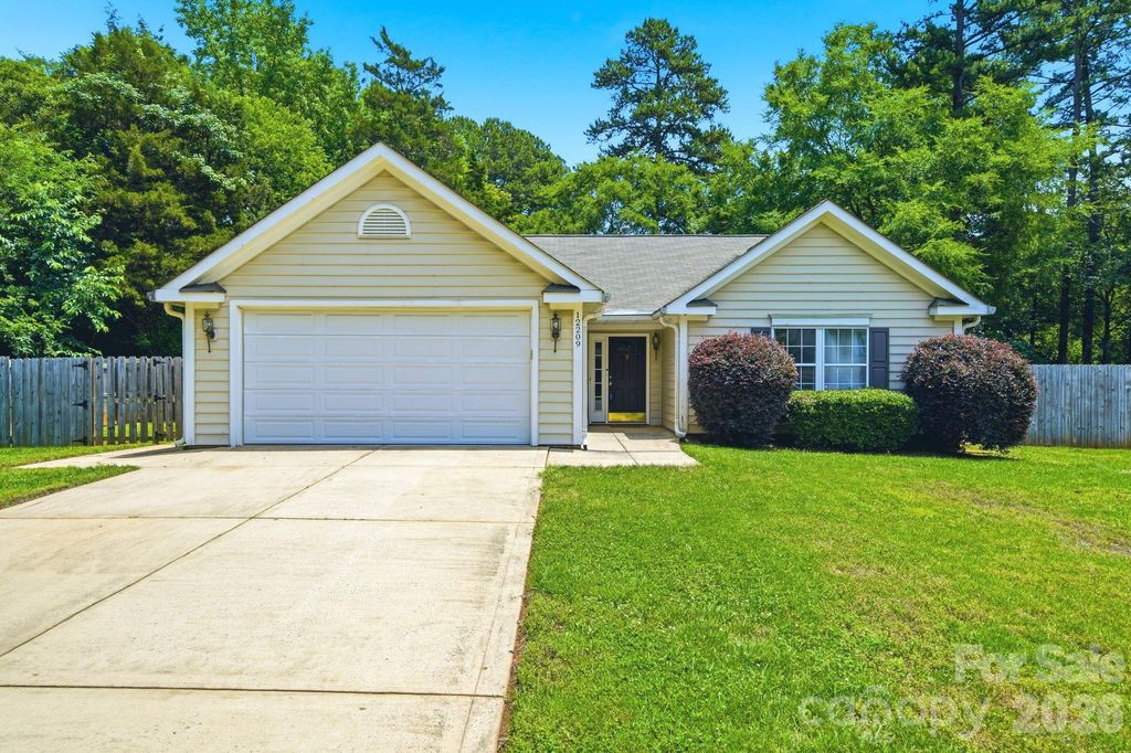 12209 Woodbend Drive, Matthews, NC 28105
