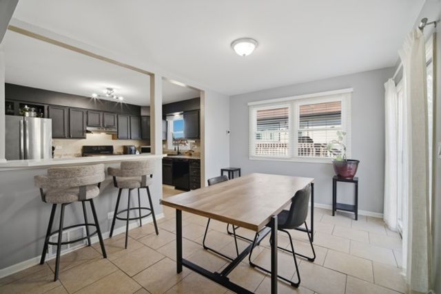 766 Michigan Avenue, South Elgin, IL 60177