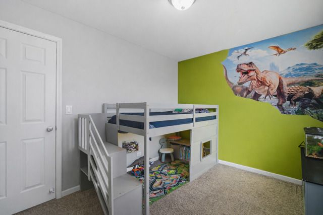 766 Michigan Avenue, South Elgin, IL 60177