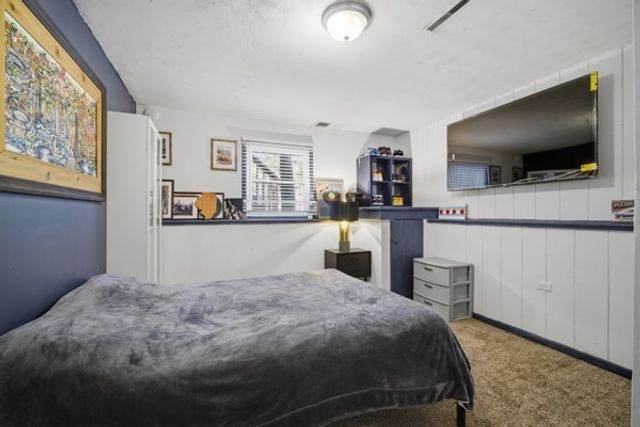 766 Michigan Avenue, South Elgin, IL 60177