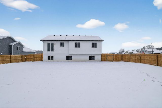 751 South Street, Paynesville, MN 56362