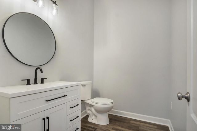 100 LAKEWOOD DR, Williamsburg, VA 23185