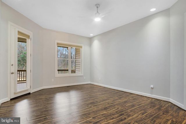 100 LAKEWOOD DR, Williamsburg, VA 23185