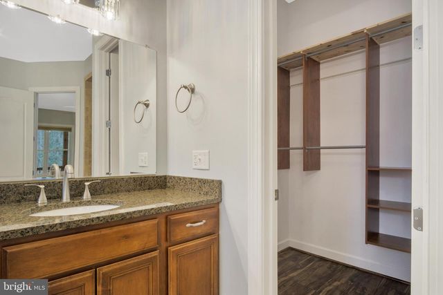 100 LAKEWOOD DR, Williamsburg, VA 23185