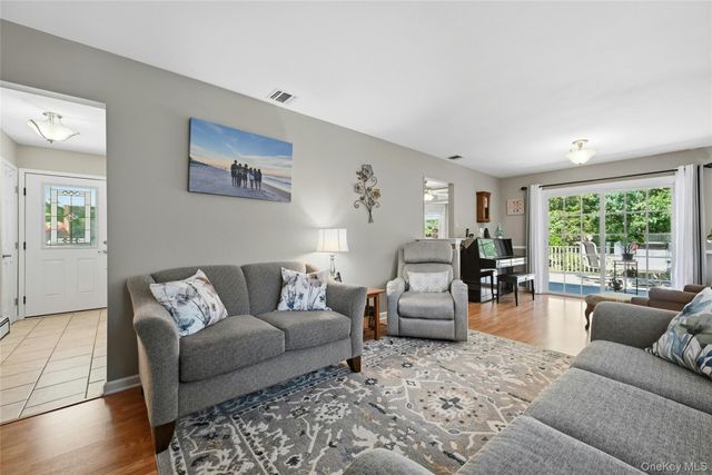 480 Sleepy Hollow Drive, Shirley, NY 11967