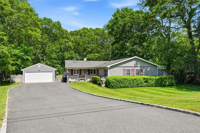 480 Sleepy Hollow Drive, Shirley, NY 11967
