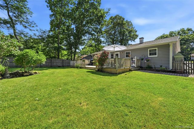 480 Sleepy Hollow Drive, Shirley, NY 11967