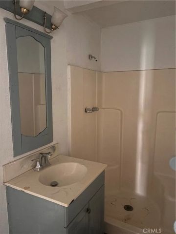 917 E Virginia, Barstow, CA 92311