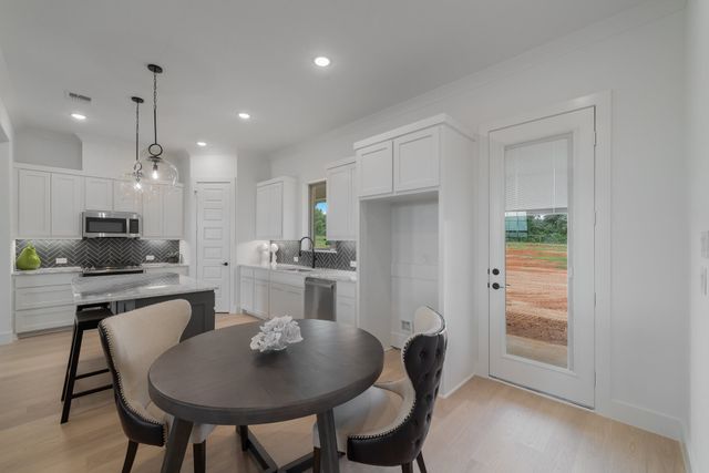 320 Monument Place, Reno, TX 76020