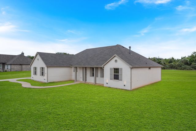320 Monument Place, Reno, TX 76020