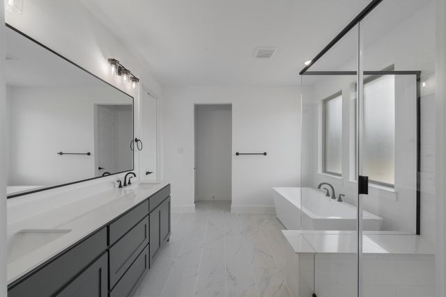 320 Monument Place, Reno, TX 76020