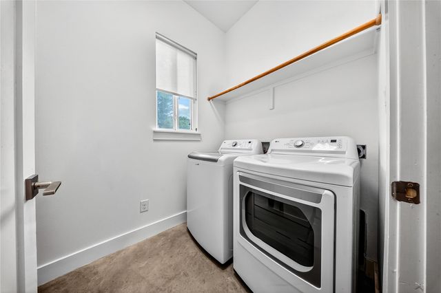 21002 Brewer LN, Lago Vista, TX 78645