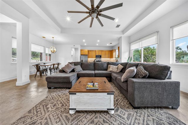 21002 Brewer LN, Lago Vista, TX 78645