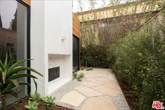 1033 Grant Street, Santa Monica, CA 90405