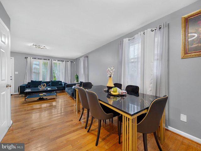 111 PEPPER MILL DR, Capitol Heights, MD 20743