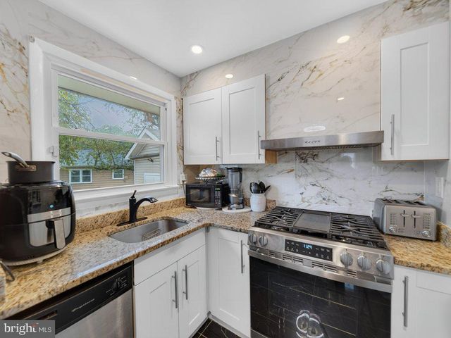 111 PEPPER MILL DR, Capitol Heights, MD 20743