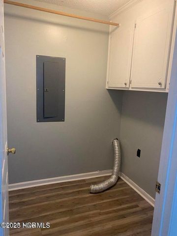 3814 Sterling Pointe Drive H6, Winterville, NC 28590