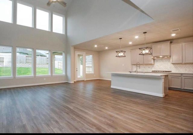 17685 Martin Creek Lane, Conroe, TX 77316