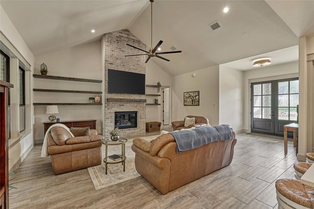 8319 Monarch Court, Montgomery, TX 77316