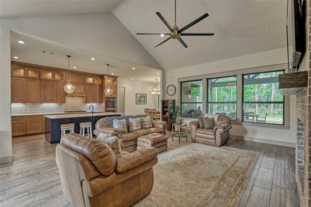 8319 Monarch Court, Montgomery, TX 77316