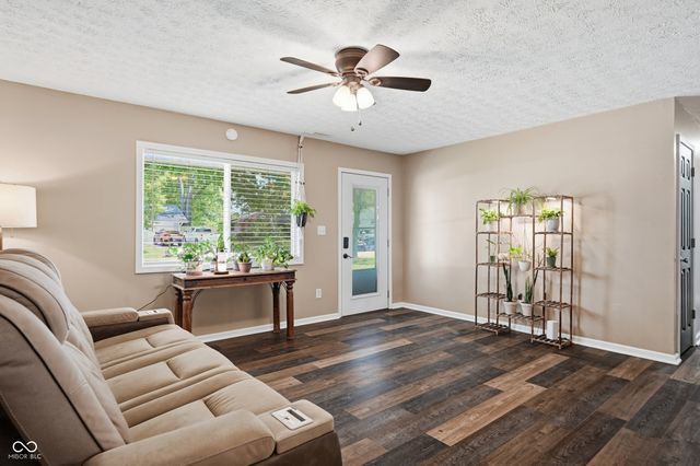 1254 Cherryfield Lane, Greenwood, IN 46142