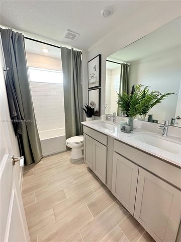 19689 Whispering Creek Rd, Loxahatchee, FL 33470