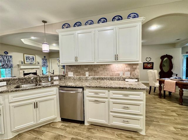 42 Trail Lake, Trinity, TX 75862
