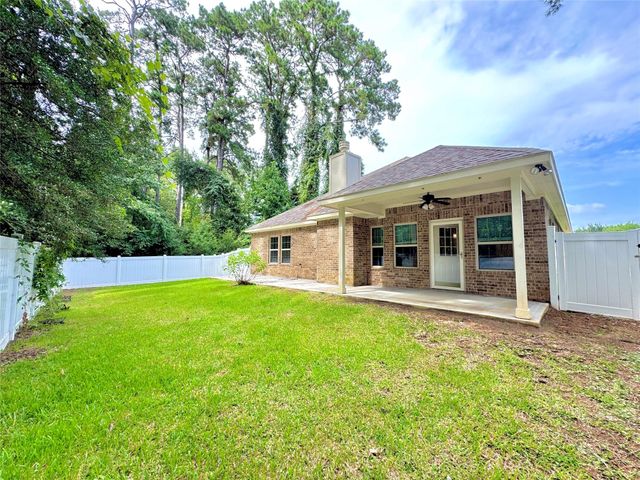 42 Trail Lake, Trinity, TX 75862