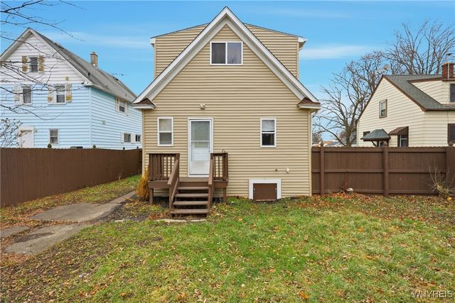 89 16th Avenue, North Tonawanda, NY 14120