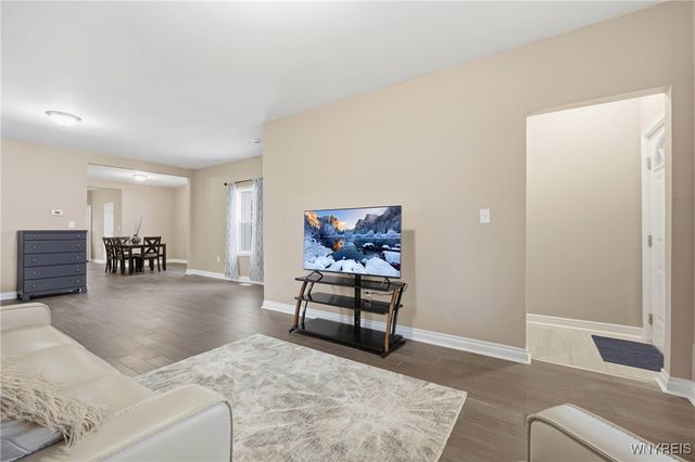 89 16th Avenue, North Tonawanda, NY 14120