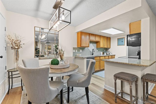 8555 Fairmount Drive B-207, Denver, CO 80247