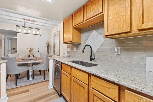 8555 Fairmount Drive B-207, Denver, CO 80247