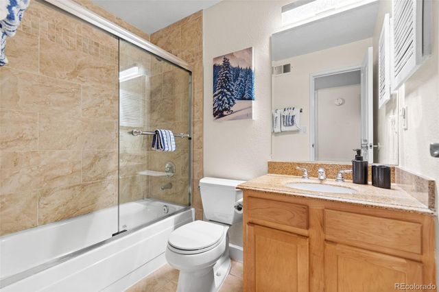 8555 Fairmount Drive B-207, Denver, CO 80247