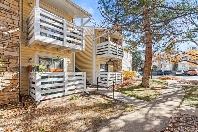 8555 Fairmount Drive B-207, Denver, CO 80247