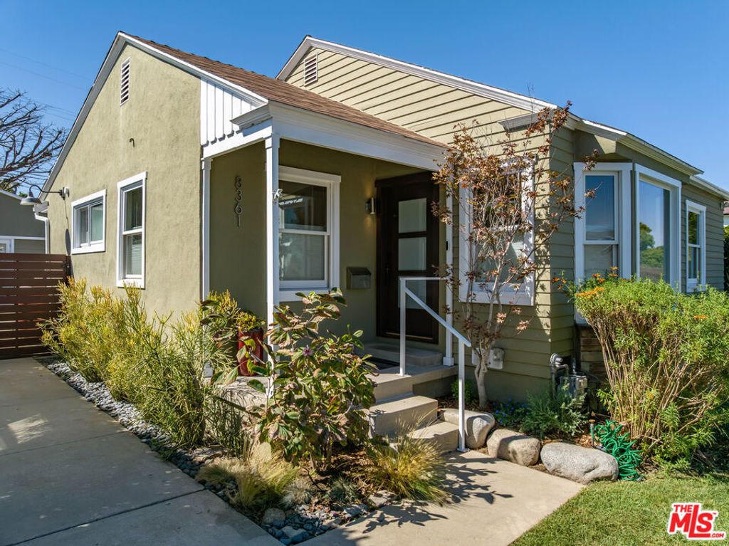 8361 Westlawn Avenue, Los Angeles, CA 90045 — photo 3