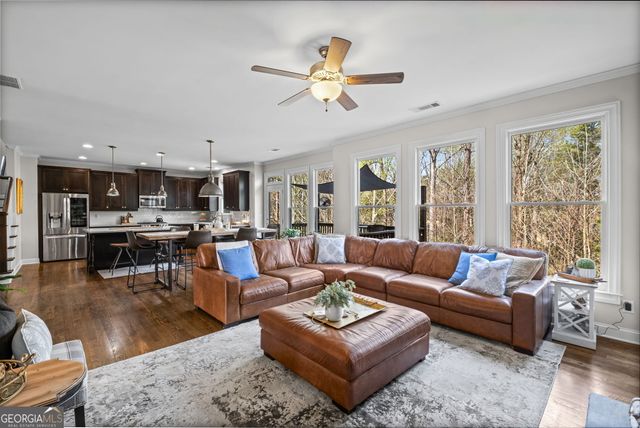 1782 Grand Oaks Drive, Woodstock, GA 30188