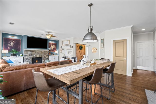 1782 Grand Oaks Drive, Woodstock, GA 30188