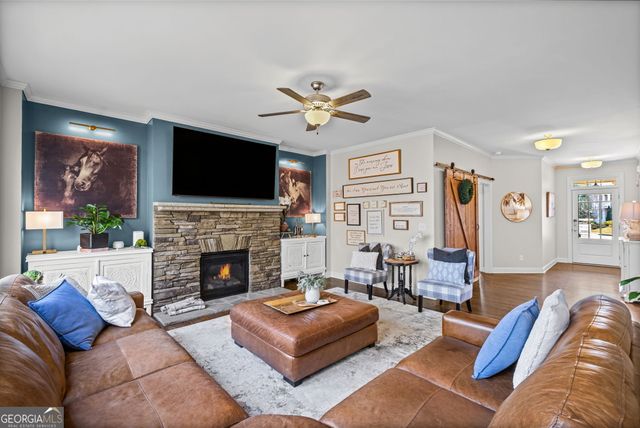 1782 Grand Oaks Drive, Woodstock, GA 30188