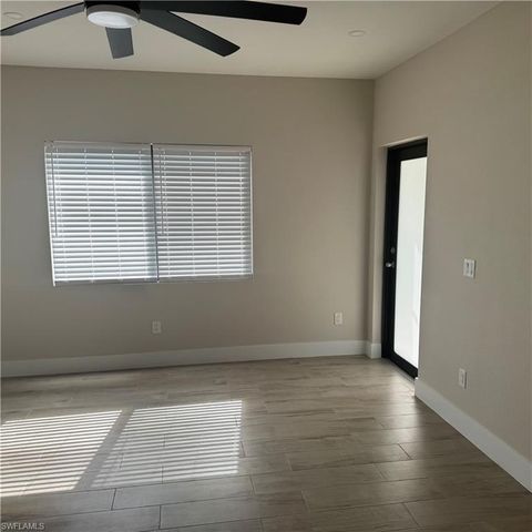 2805 24th ST W, Lehigh Acres, FL 33971